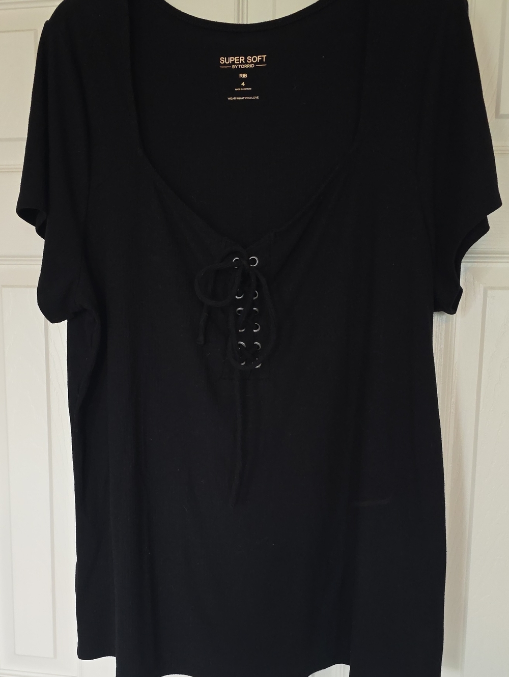 torrid Black Lace-Up Scoop Neck Short Sleeve Tee